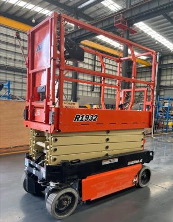 Used JLG R1932 Electric Scissor Lift